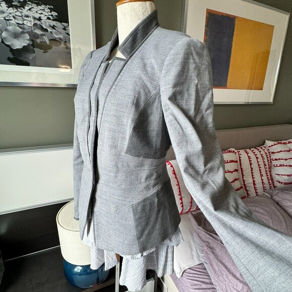 White House Black Market Gray Tone on Tone Colorblock Wool Blazer US8   - 1H2126 - Picture 11 of 12